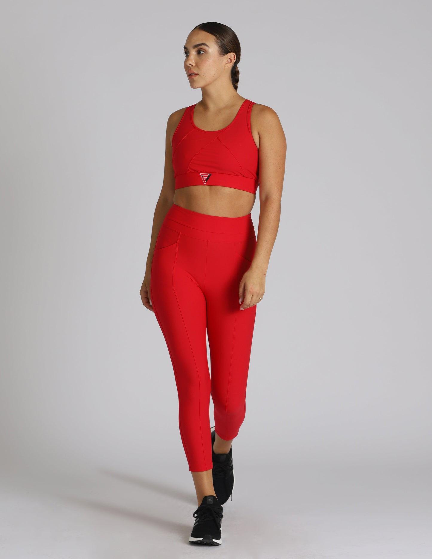 Nadia Sports Bra – YELLA Activewear