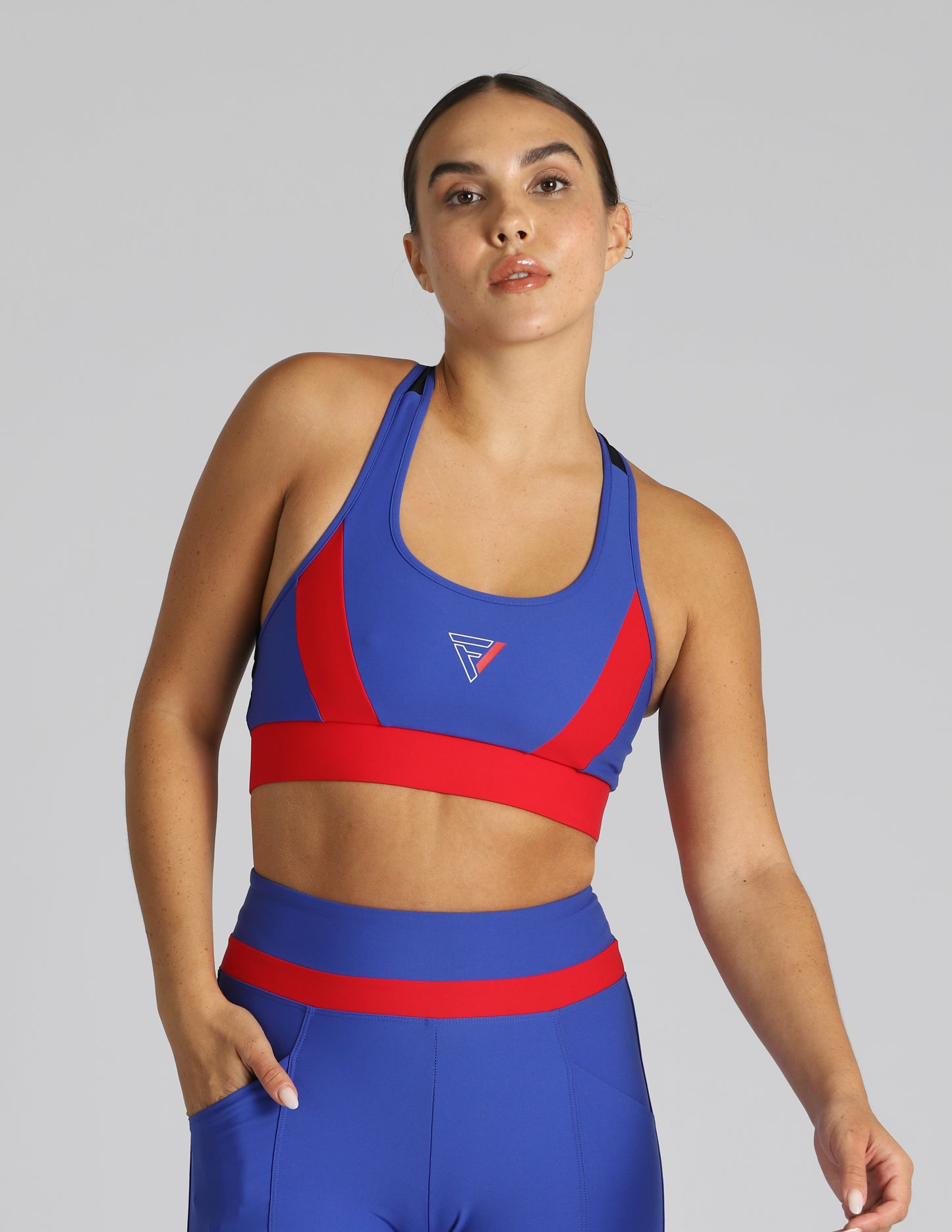 Hera Sports Bra – YELLA Activewear