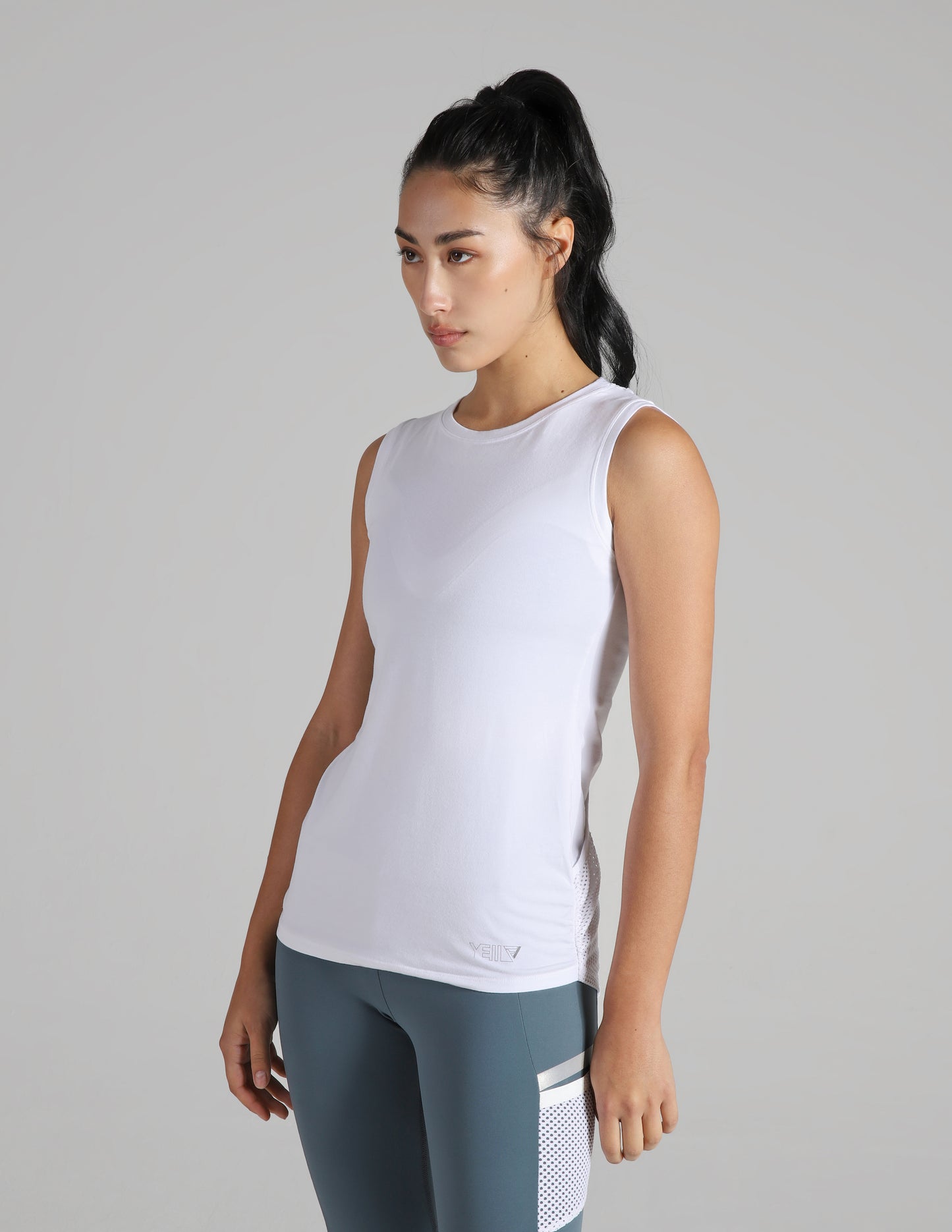 Lightning Mesh Tank