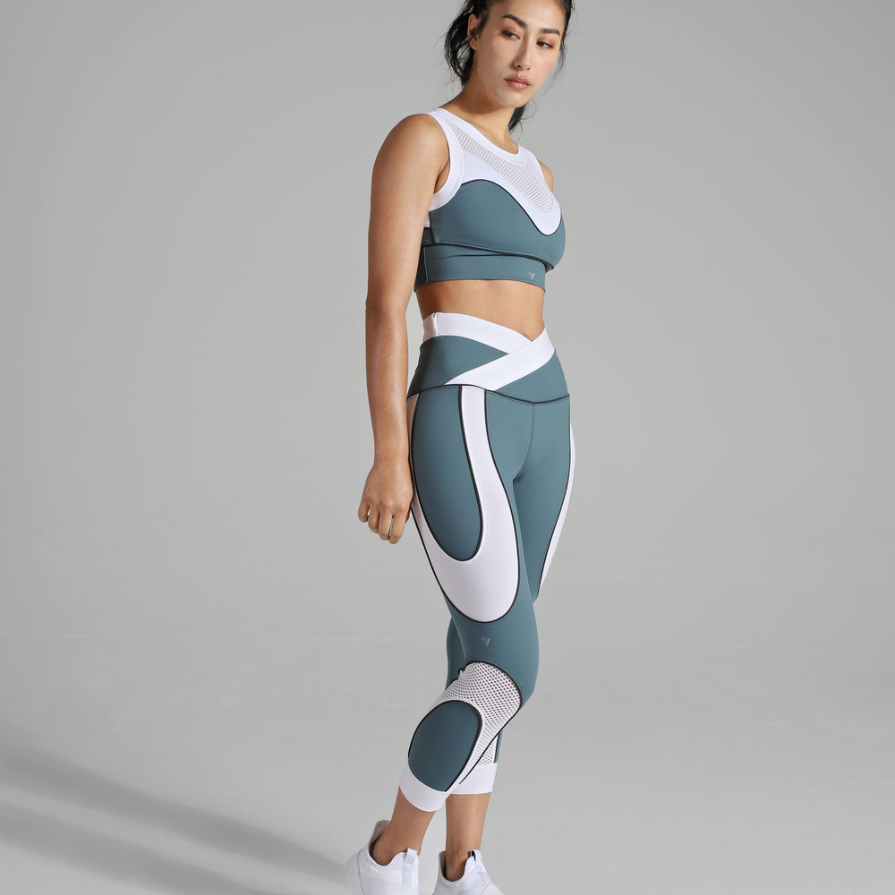 
                      
                        Voyager Leggings
                      
                    