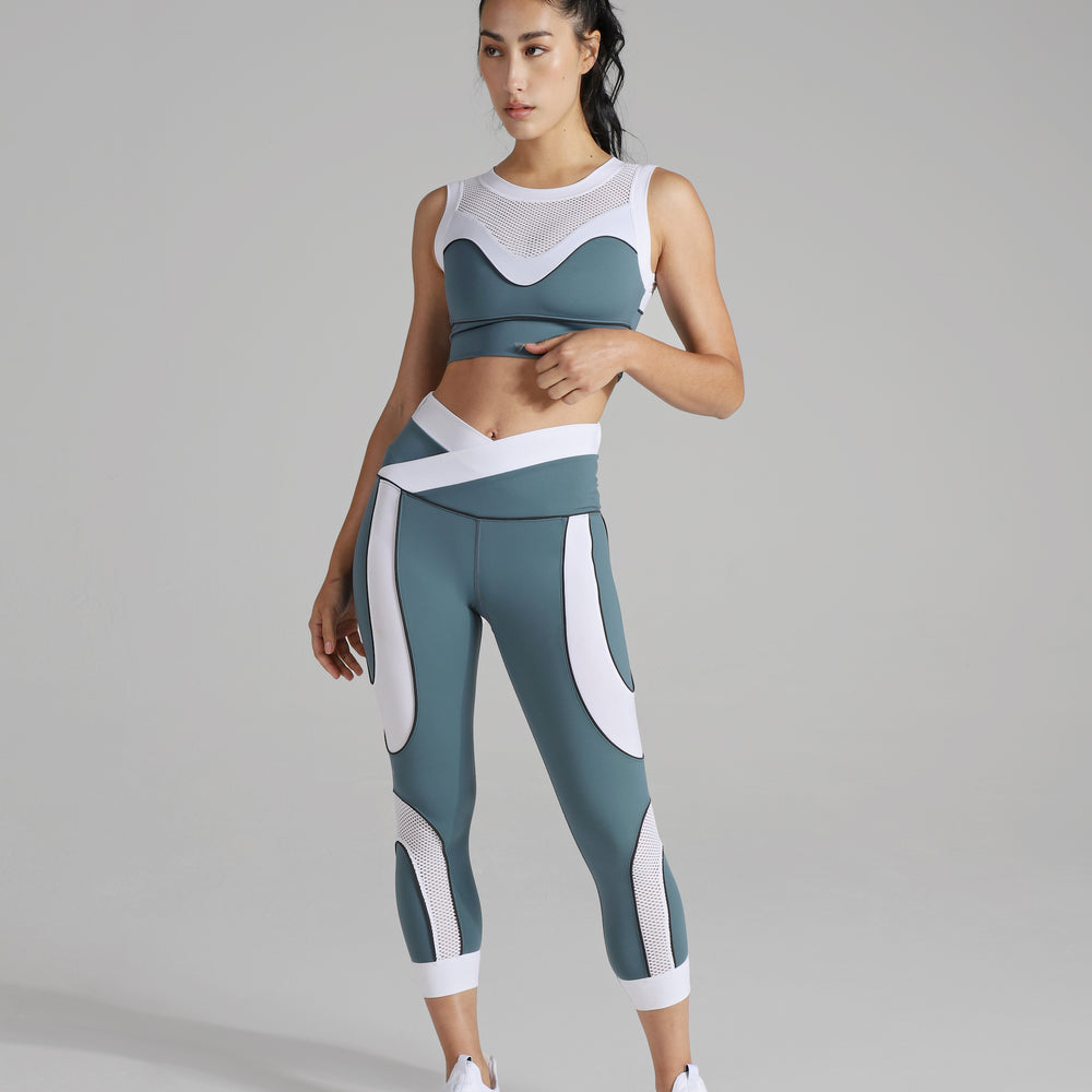 
                      
                        Voyager Bra
                      
                    