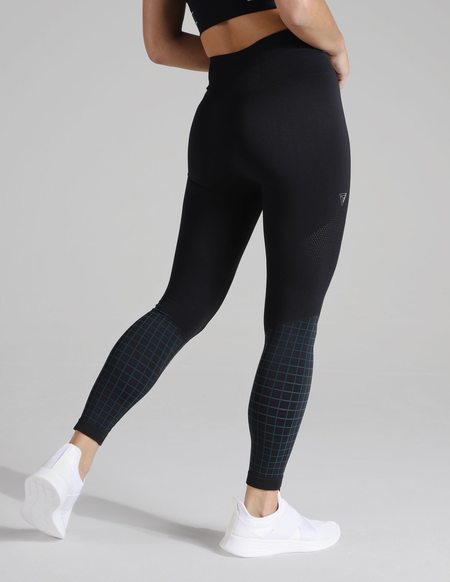 Fabletics Seamless High Waisted Mesh Paneled 7/8 Black Cropped Leggings for  sale online