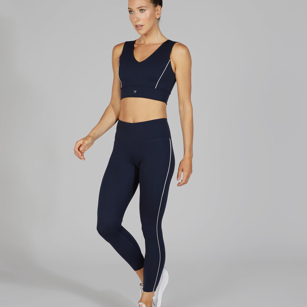 
                      
                        Dash Leggings
                      
                    